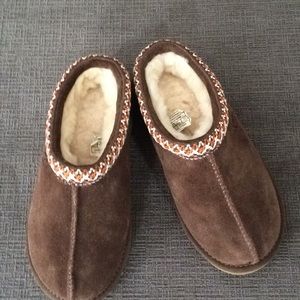 Ugg Tasman Youth Slipper
